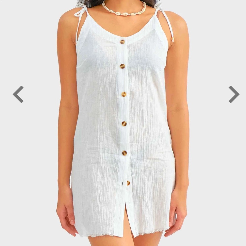 NWOT Blackbough Swim White Coverup